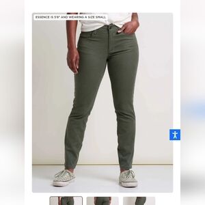 Toad&Co Earthworks Olive Green Pants